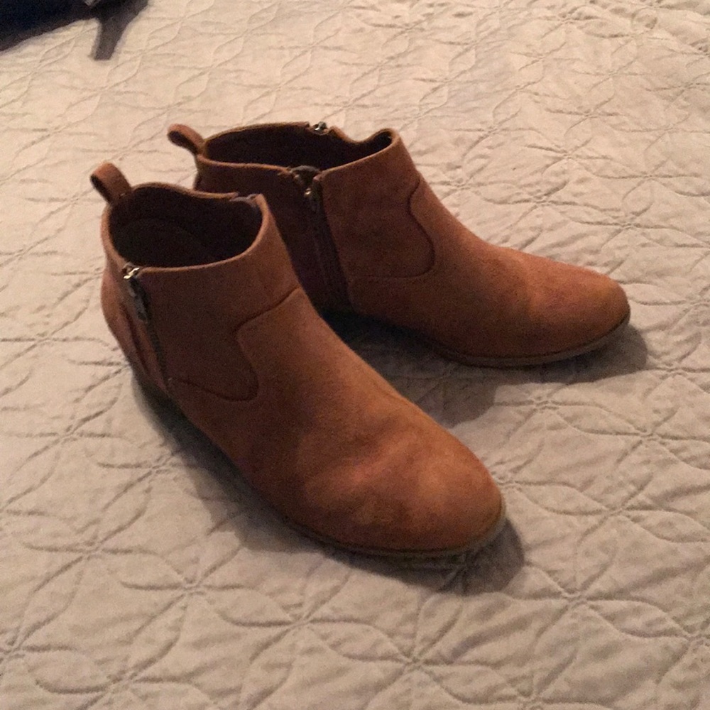 SO American Heritage suede ankle boots